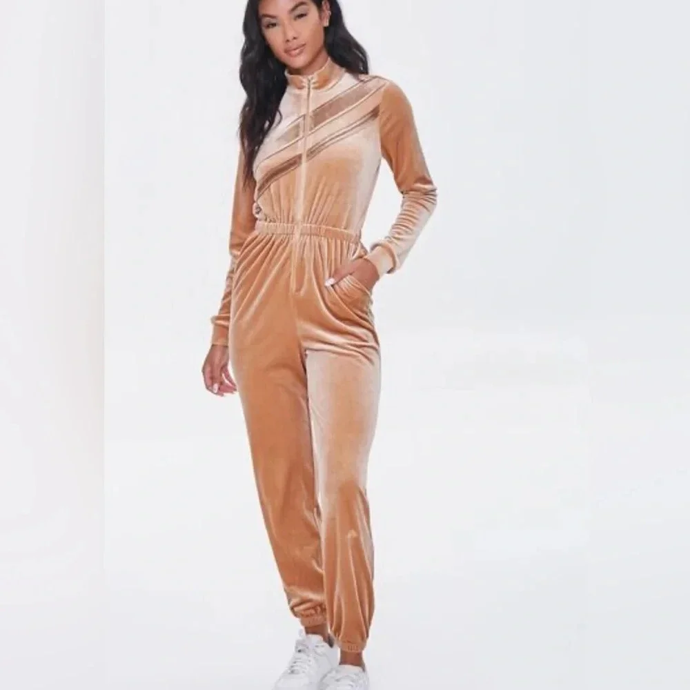 FOREVER 21 Striped Velvet Jumpsuit with Pockets Size Small - Picture 13 of 13